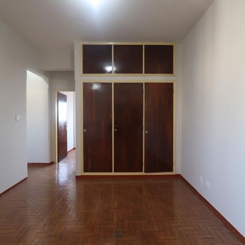 Apartamento para alugar com 120m², 3 quartos e 1 vaga Apartamento para alugar com 120m², 3 quartos e 1 vagaSala