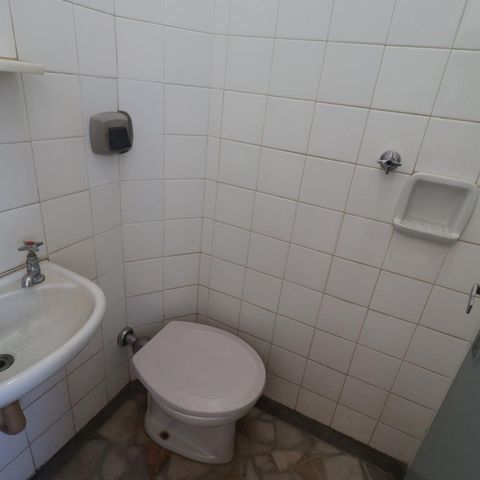 Apartamento para alugar com 120m², 3 quartos e 1 vaga Apartamento para alugar com 120m², 3 quartos e 1 vagaBanheiro de serviço