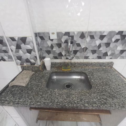 Casa para alugar com 76m², 2 quartos e sem vaga