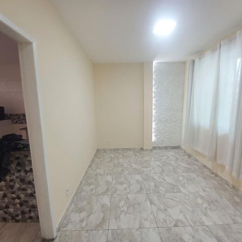 Casa para alugar com 76m², 2 quartos e sem vaga