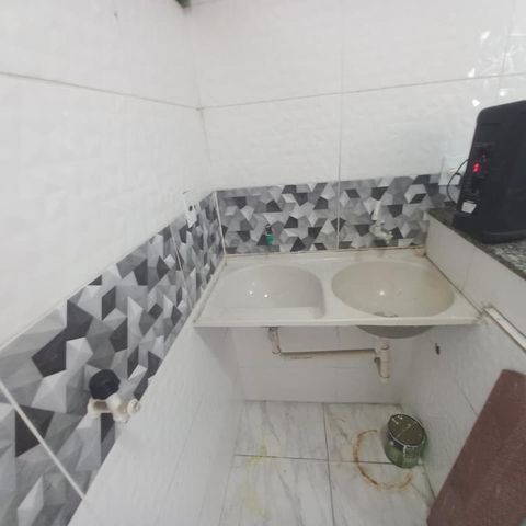 Casa para alugar com 76m², 2 quartos e sem vaga