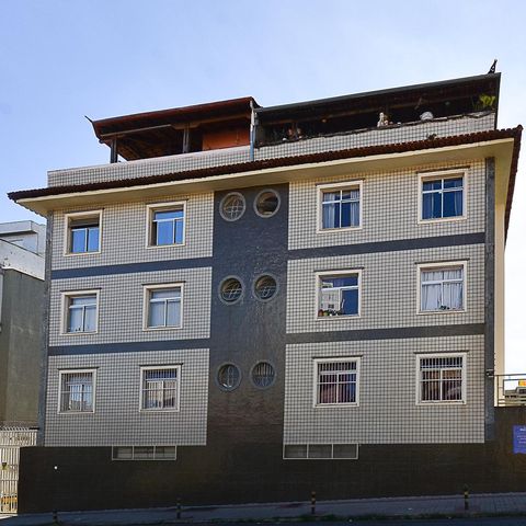 Apartamento à venda com 79m², 3 quartos e 1 vaga Apartamento à venda com 79m², 3 quartos e 1 vagaFachada