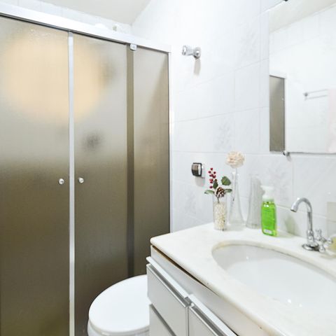 Apartamento à venda com 79m², 3 quartos e 1 vaga Apartamento à venda com 79m², 3 quartos e 1 vagaBanheiro Social