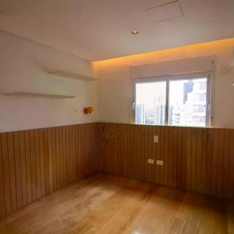 Apartamento à venda com 250m², 4 quartos e 4 vagas