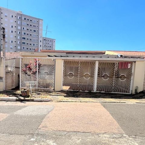 Casa à venda com 99m², 3 quartos e 2 vagas Casa à venda com 99m², 3 quartos e 2 vagasFoto 01