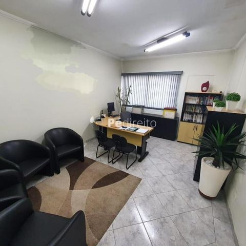 Casa à venda com 300m², 1 quarto e 6 vagas