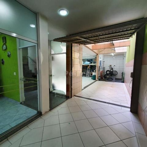 Casa à venda com 300m², 1 quarto e 6 vagas