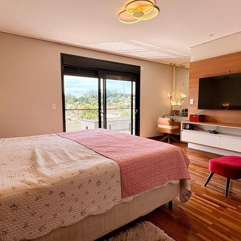 Casa à venda com 350m², 4 quartos e 4 vagas