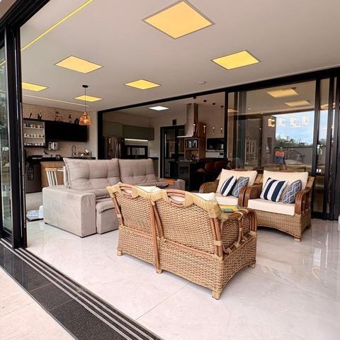 Casa à venda com 350m², 4 quartos e 4 vagas