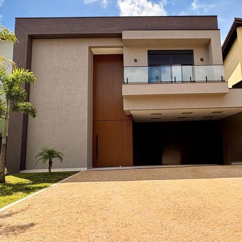 Casa à venda com 350m², 4 quartos e 4 vagas
