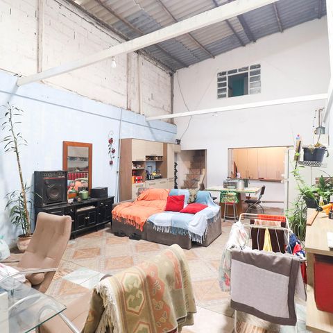 Casa à venda com 150m², 4 quartos e 2 vagas