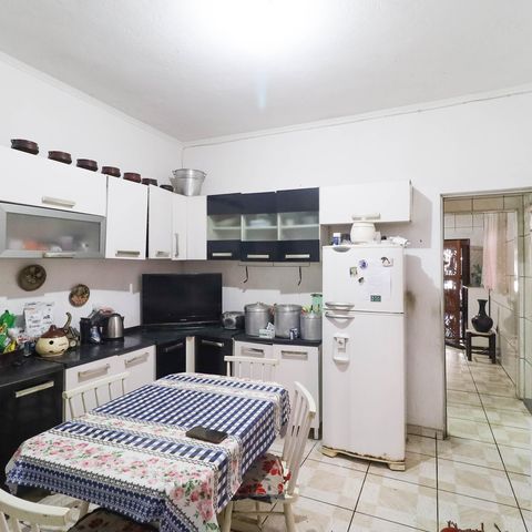 Casa à venda com 150m², 4 quartos e 2 vagas