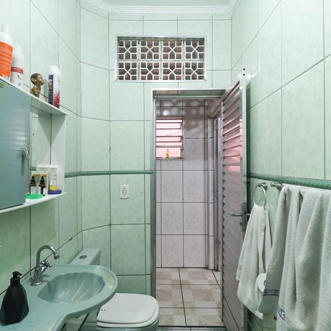 Casa à venda com 150m², 4 quartos e 2 vagas