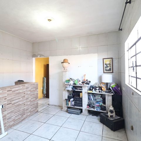 Casa à venda com 150m², 4 quartos e 2 vagas