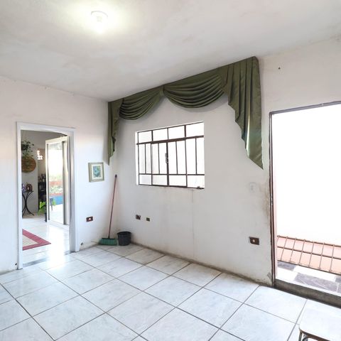 Casa à venda com 150m², 4 quartos e 2 vagas