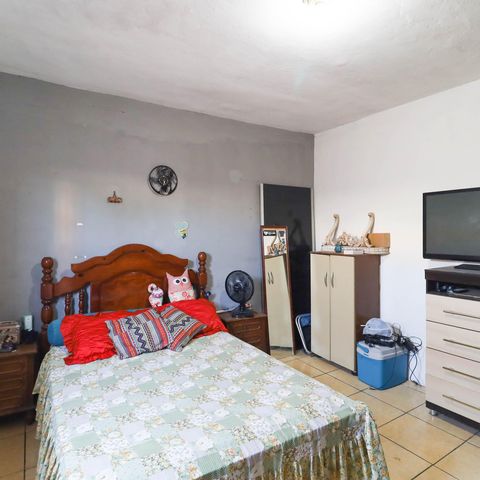 Casa à venda com 150m², 4 quartos e 2 vagas