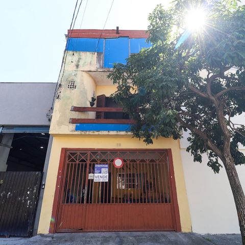 Casa à venda com 150m², 4 quartos e 2 vagas