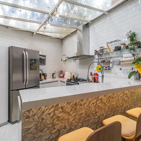 Casa de condomínio para alugar com 117m², 2 quartos e 2 vagas