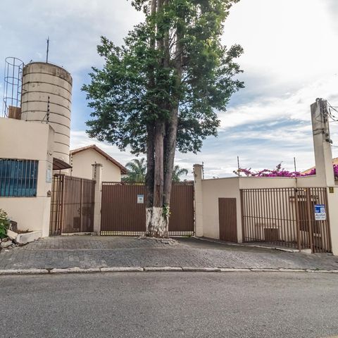 Casa de condomínio para alugar com 117m², 2 quartos e 2 vagas