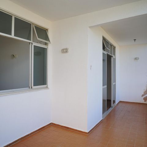 Apartamento para alugar com 109m², 2 quartos e 1 vaga Apartamento para alugar com 109m², 2 quartos e 1 vagaVaranda