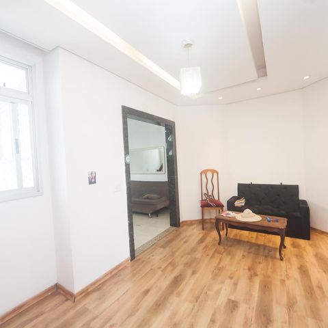 Apartamento para alugar com 200m², 3 quartos e 2 vagassala