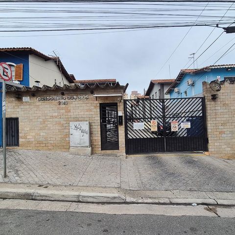 Apartamento à venda com 56m², 2 quartos e 1 vaga Apartamento à venda com 56m², 2 quartos e 1 vagaFachada e portaria