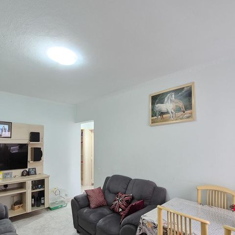 Apartamento à venda com 56m², 2 quartos e 1 vaga Apartamento à venda com 56m², 2 quartos e 1 vagaSala
