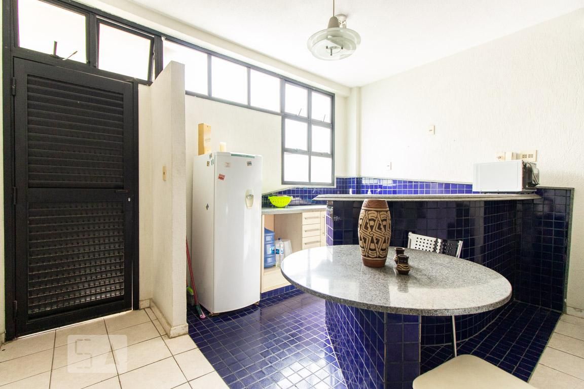 Apartamento com 1 quarto — Santa Amélia, Belo Horizonte