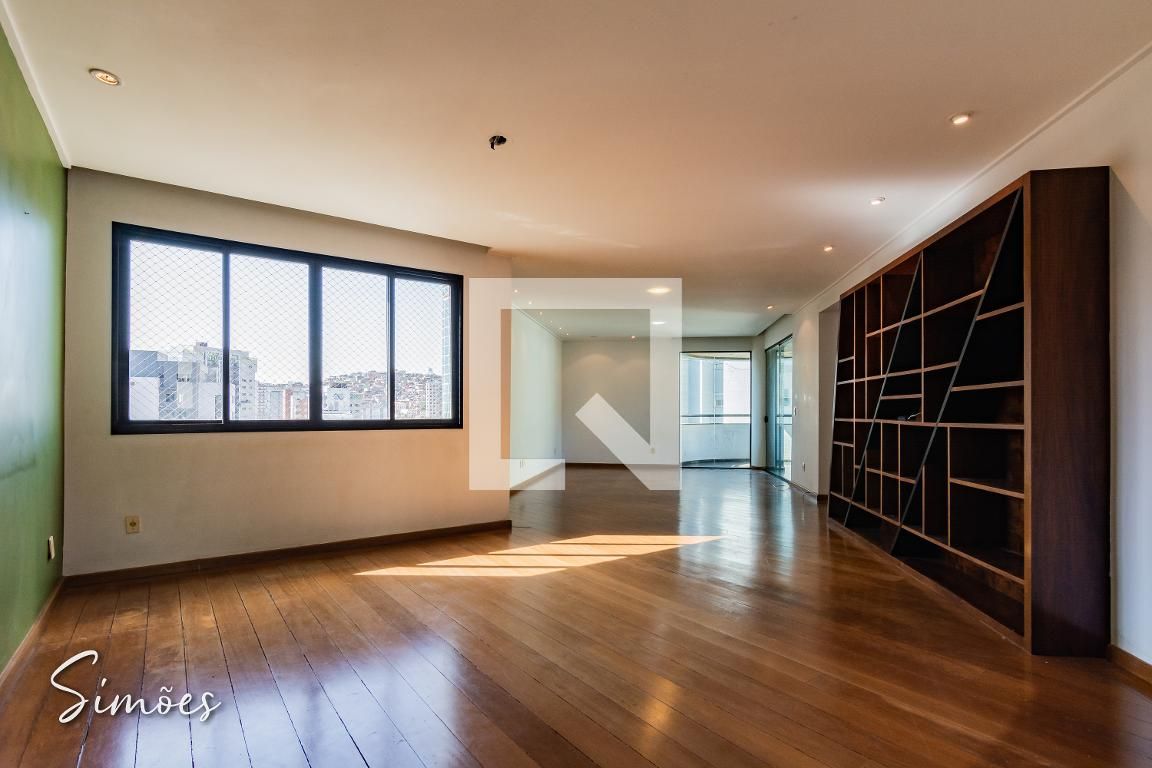 Apartamento com 3 quartos — Serra, Belo Horizonte