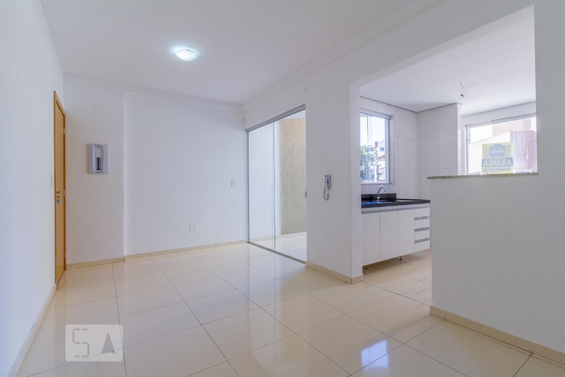 Apartamento com 2 quartos — Parque Copacabana, Belo Horizonte