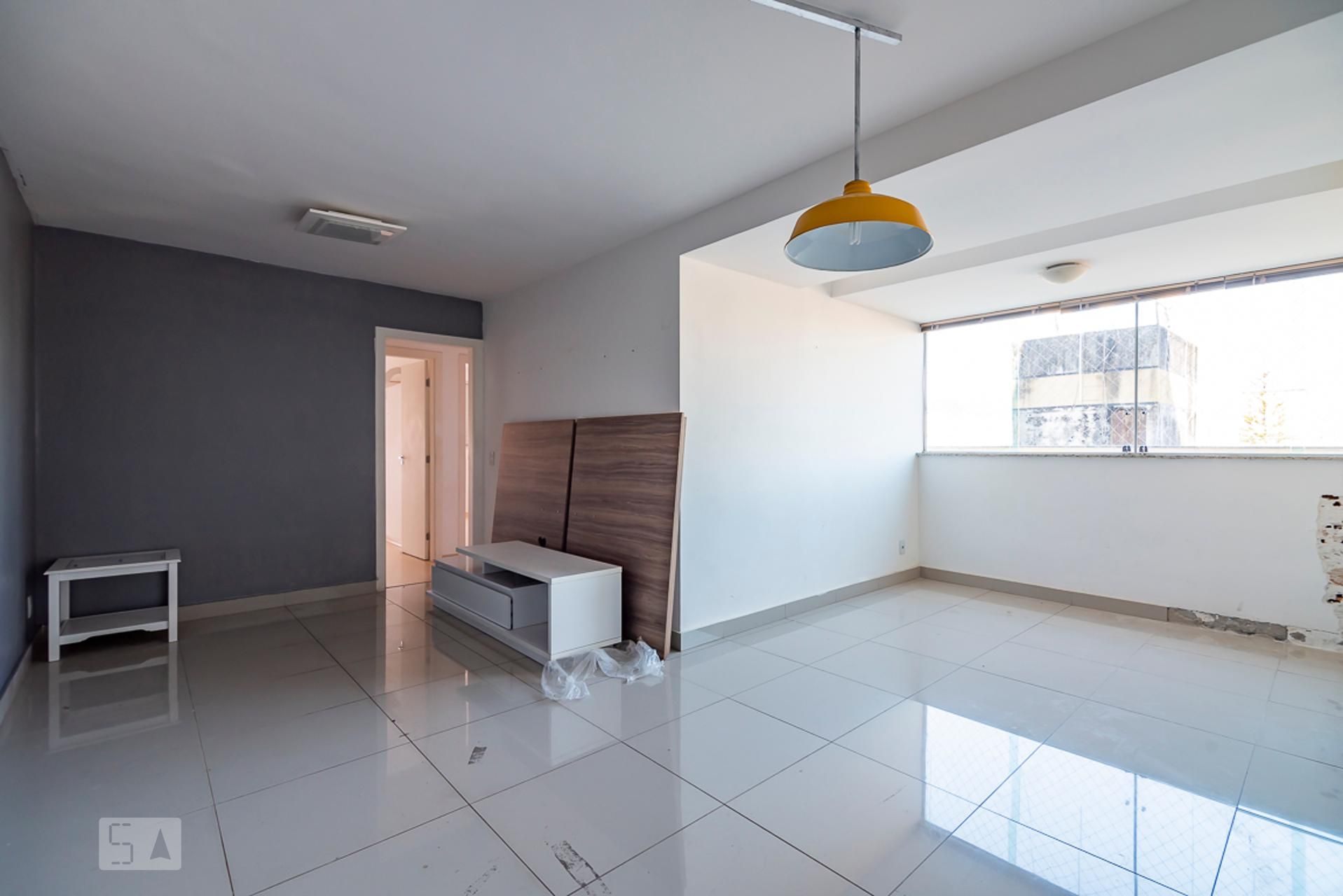 Apartamento com 3 quartos — Sagrada Família, Belo Horizonte