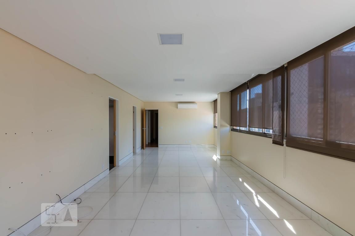 Apartamento com 4 quartos — Santo Agostinho, Belo Horizonte