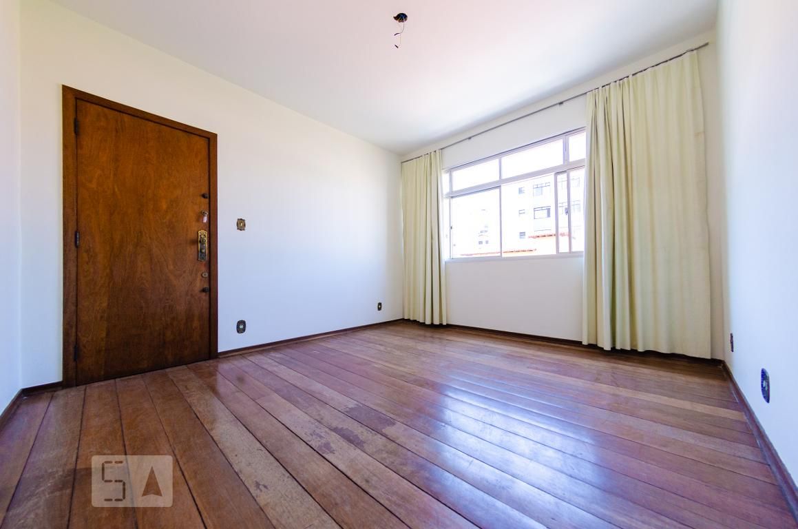 Apartamento com 3 quartos — Alto Barroca, Belo Horizonte