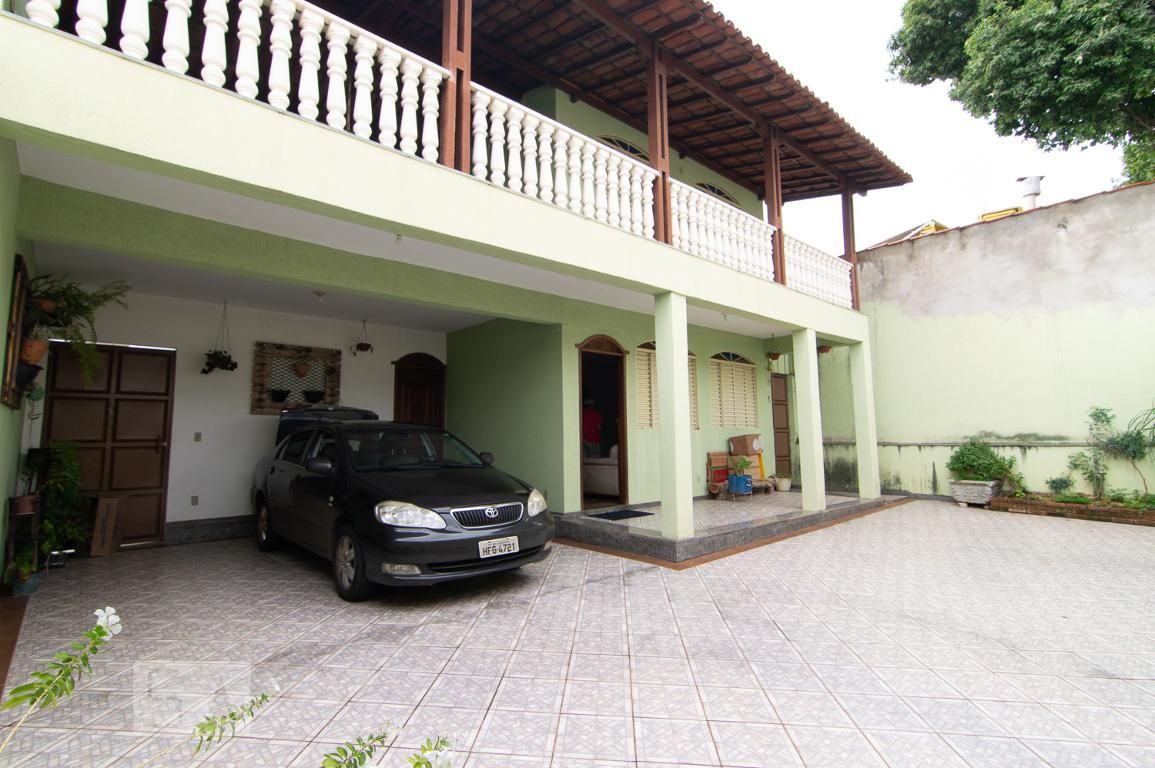 Casa com 4 quartos — Paquetá, Belo Horizonte