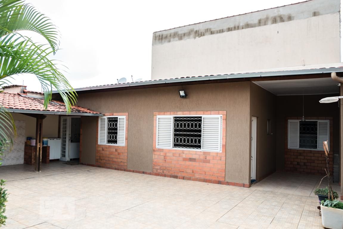 Casa com 3 quartos — São João Batista (venda Nova), Belo Horizonte