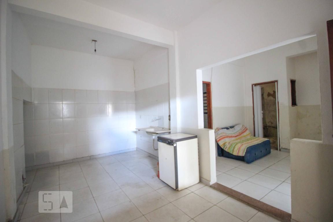 Casa com 2 quartos — Santa Efigênia, Belo Horizonte