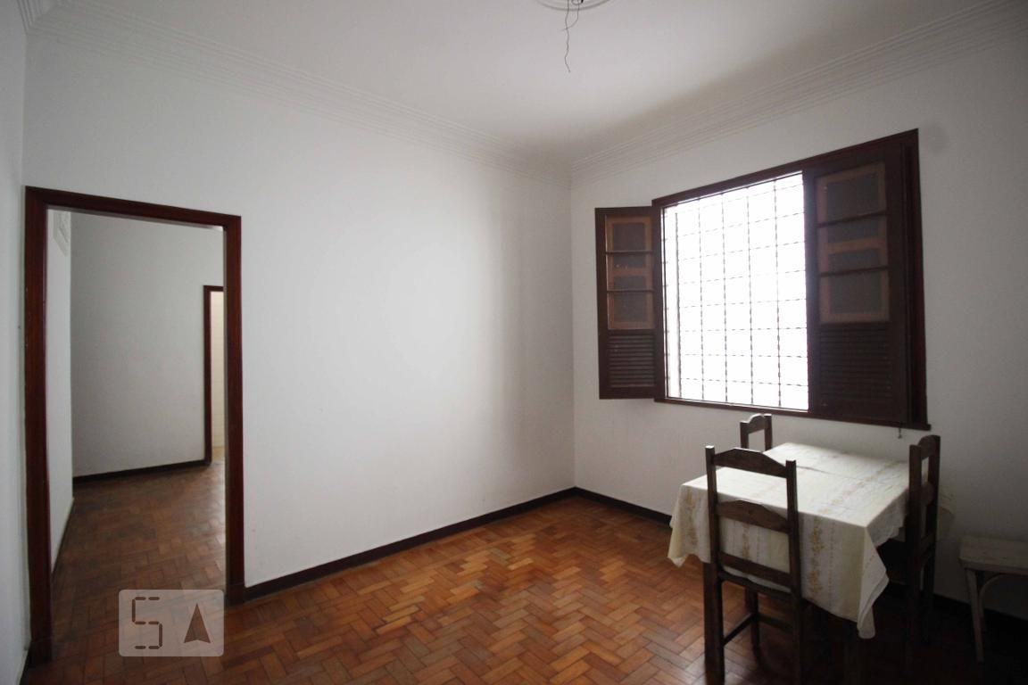 Casa com 3 quartos — São Bento, Belo Horizonte
