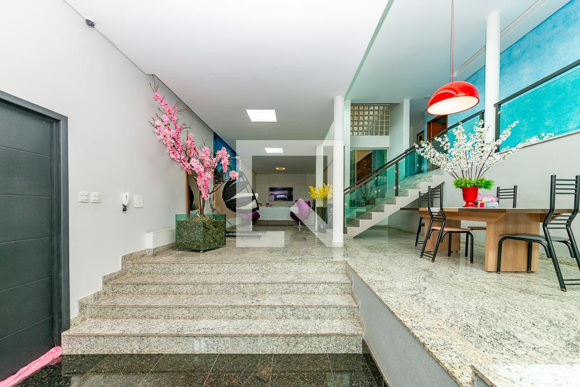 Casa com 3 quartos — Buritis, Belo Horizonte
