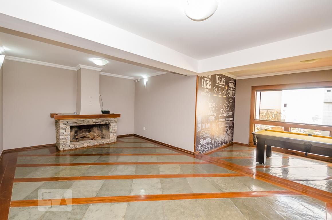 Casa com 4 quartos — Santa Lúcia, Belo Horizonte