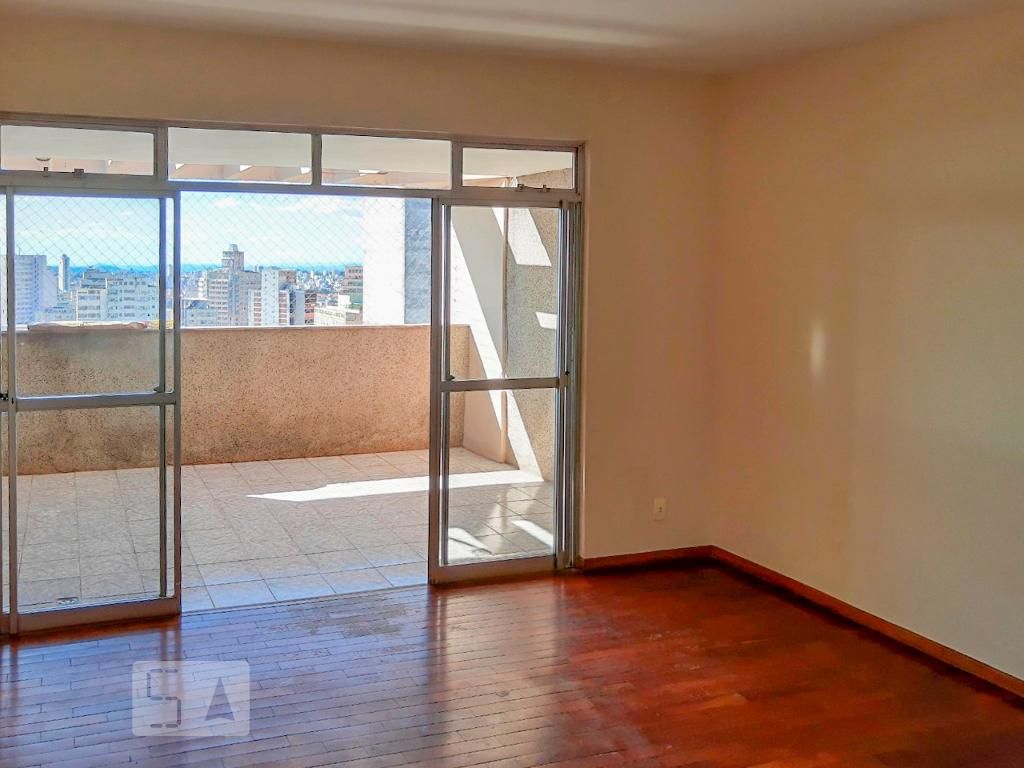 Apartamento com 3 quartos — Centro, Belo Horizonte