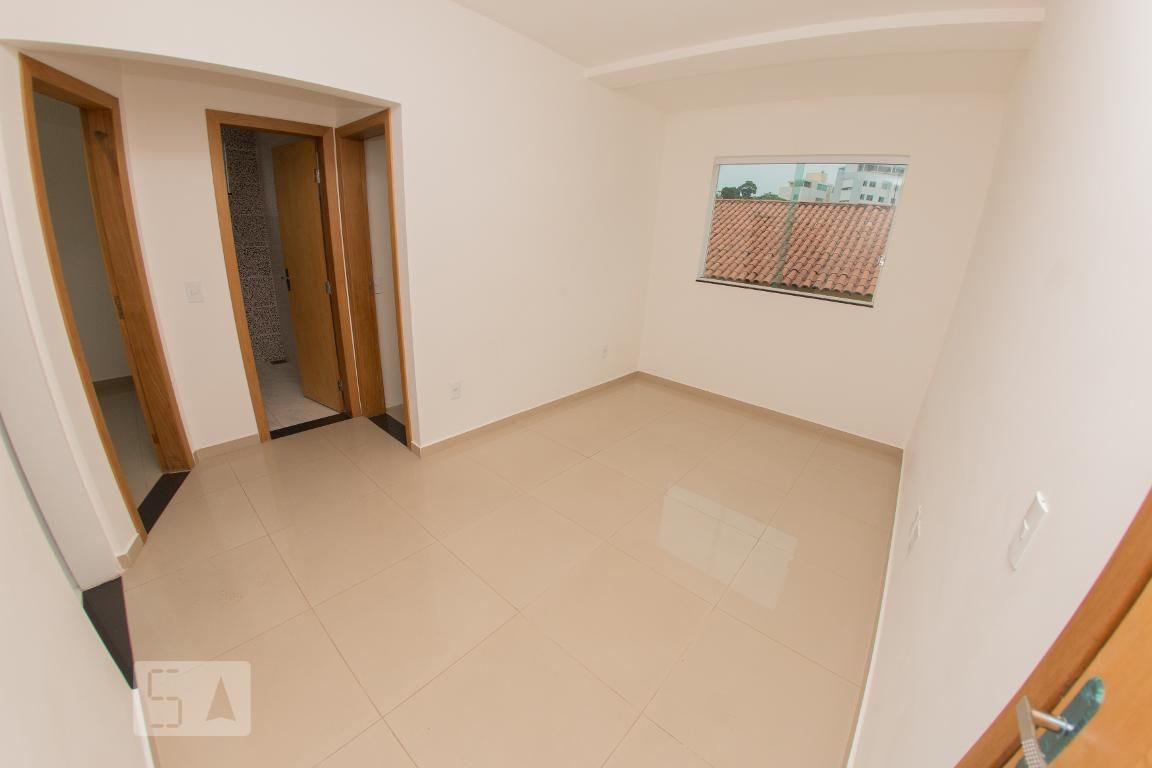 Apartamento com 2 quartos — Planalto, Belo Horizonte