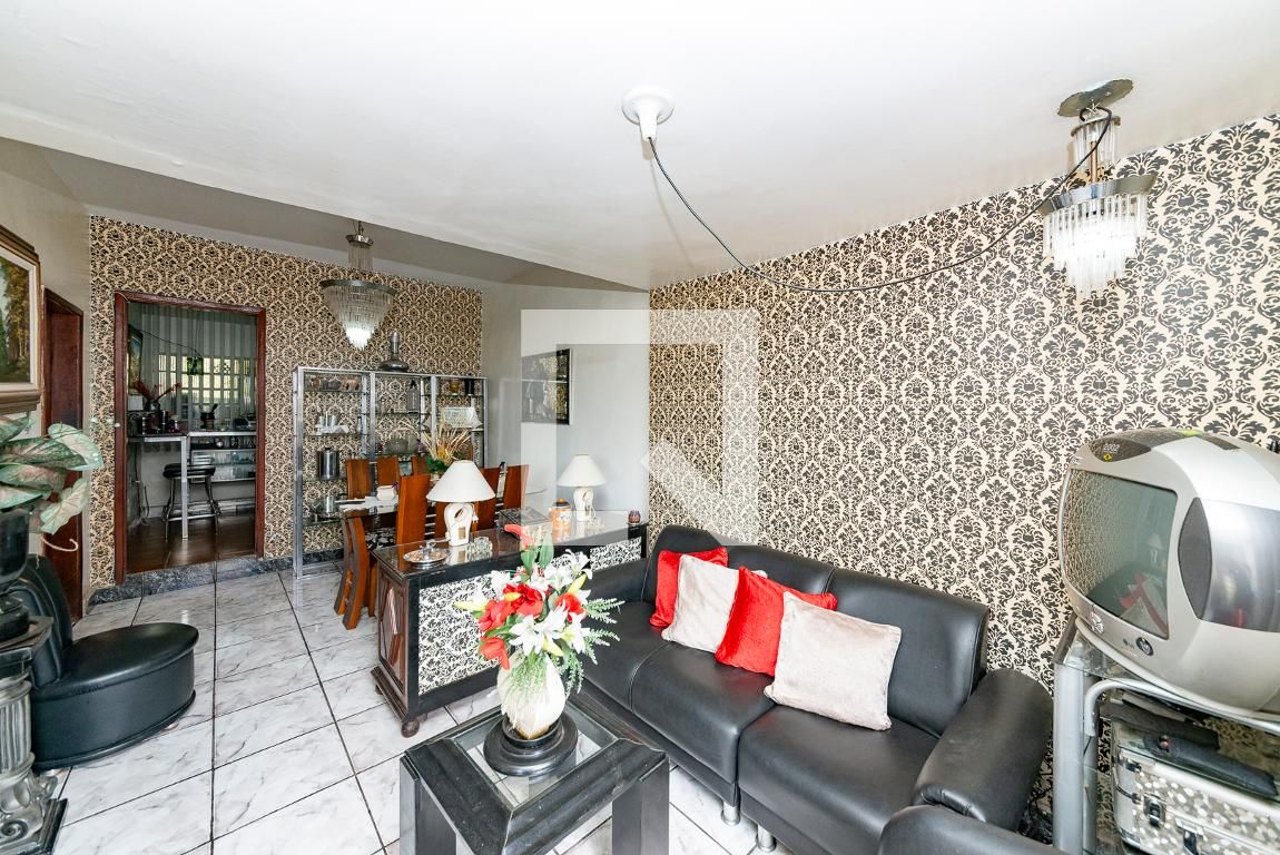 Casa com 1 quarto — Bonfim, Belo Horizonte