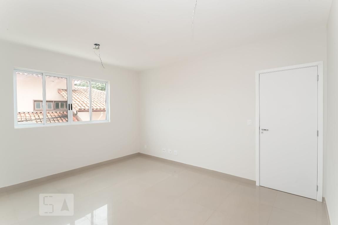 Apartamento com 2 quartos — Nova Esperança, Belo Horizonte