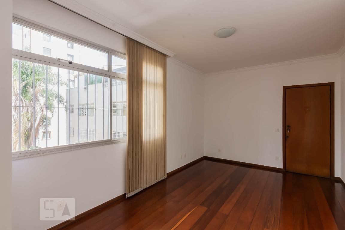 Apartamento com 4 quartos — Santo Antônio, Belo Horizonte