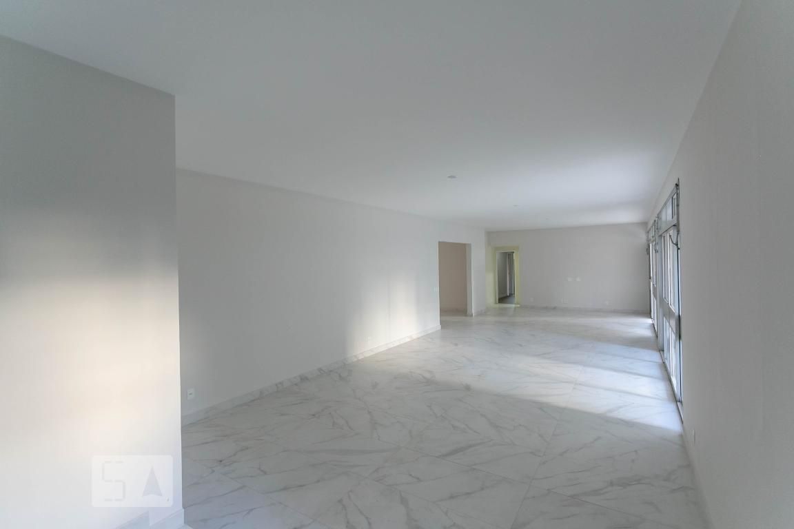 Apartamento com 4 quartos — Funcionários, Belo Horizonte