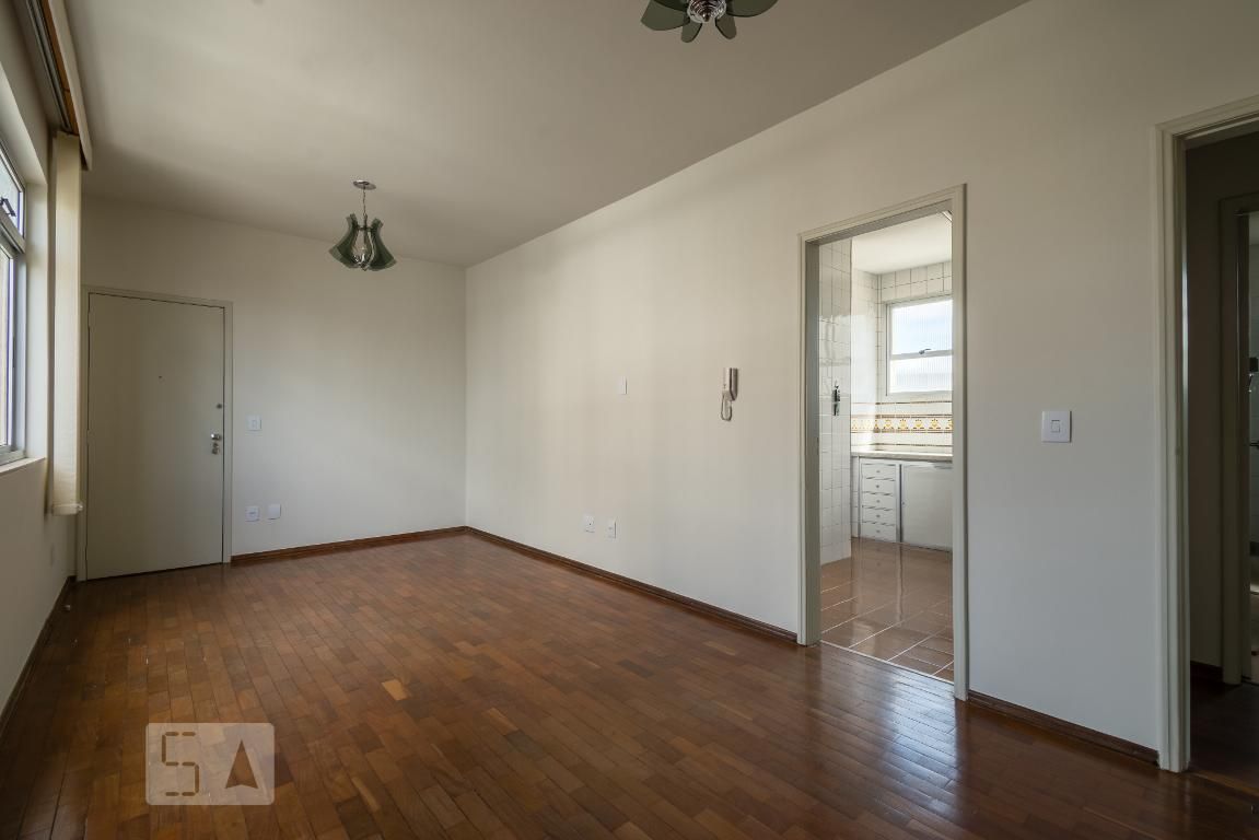 Apartamento com 2 quartos — Santo Antônio, Belo Horizonte