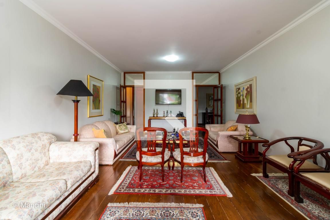 Apartamento com 4 quartos — Santo Antônio, Belo Horizonte