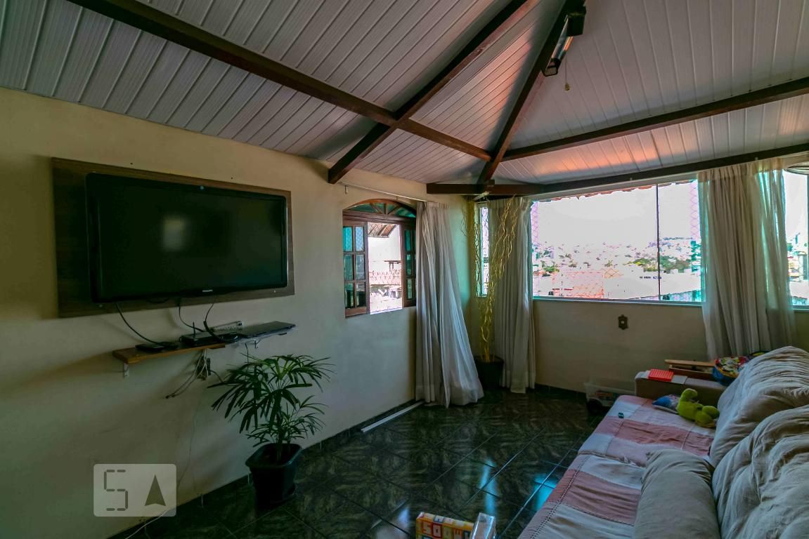Apartamento com 3 quartos — Ipiranga, Belo Horizonte