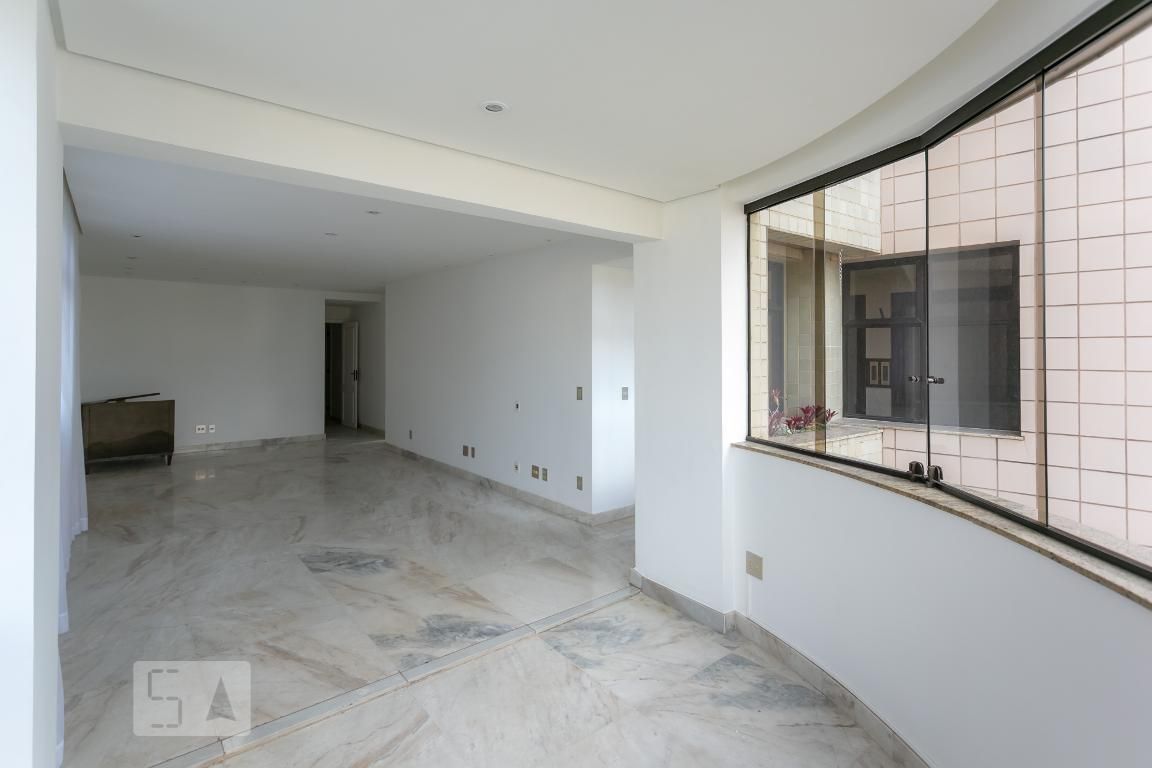 Apartamento com 4 quartos — Sion, Belo Horizonte