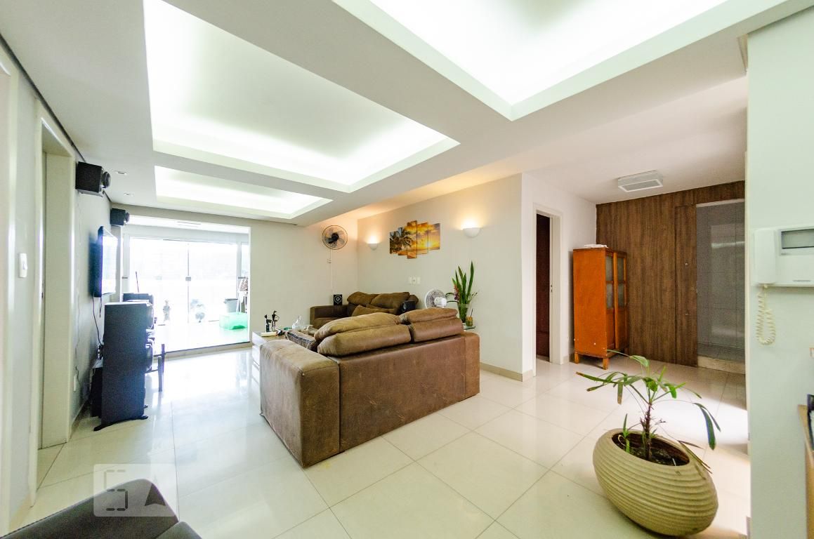 Casa com 4 quartos — Gutierrez, Belo Horizonte